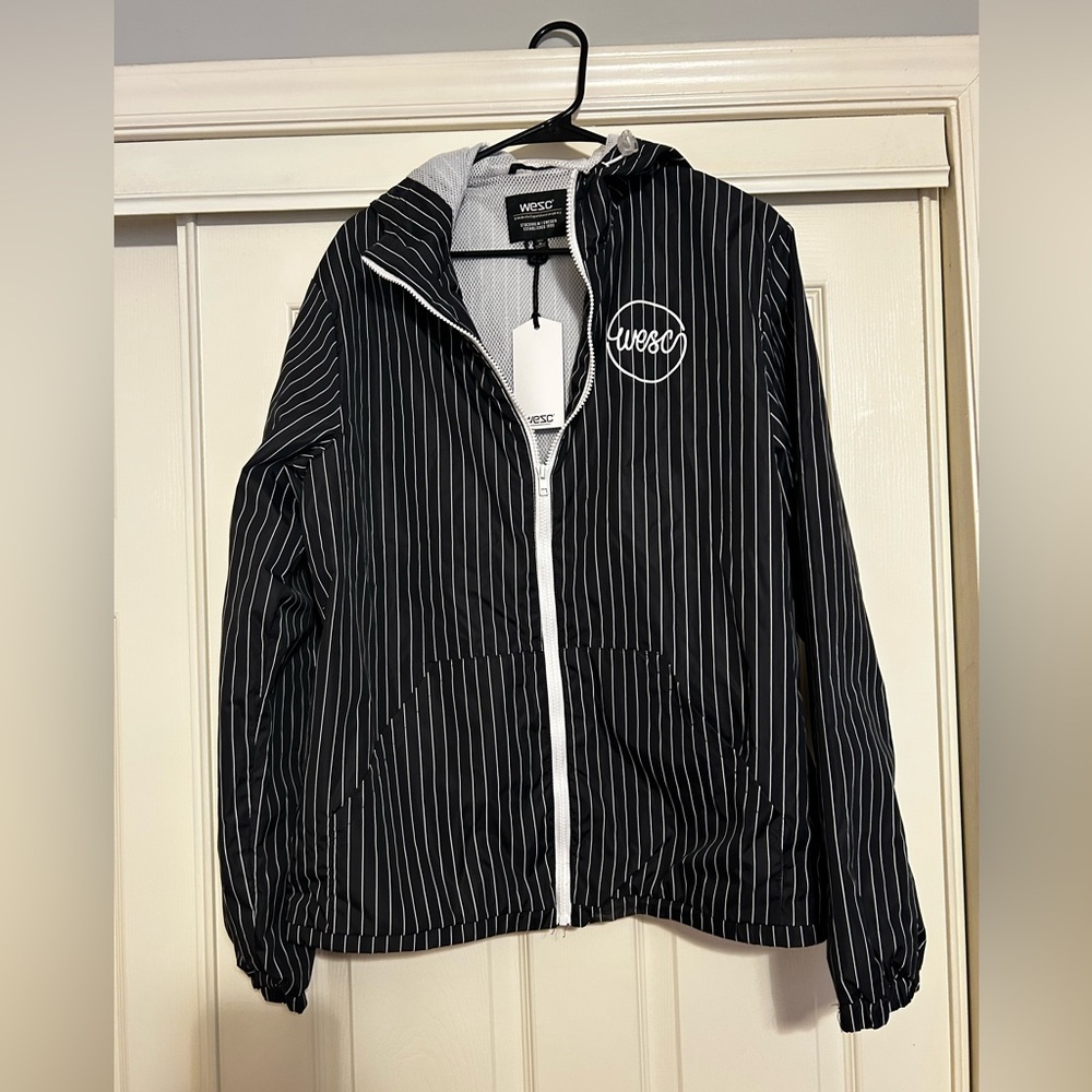 WeSC Pinstripe Hooded Windbreaker size Medium NWT